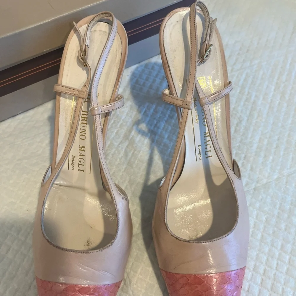 Vintage Bruno Magli  Beige & Pink Slingback Heels Size 8AA